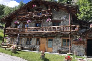 Chalet Pervenches Bonneval Sur Arc Gite De France